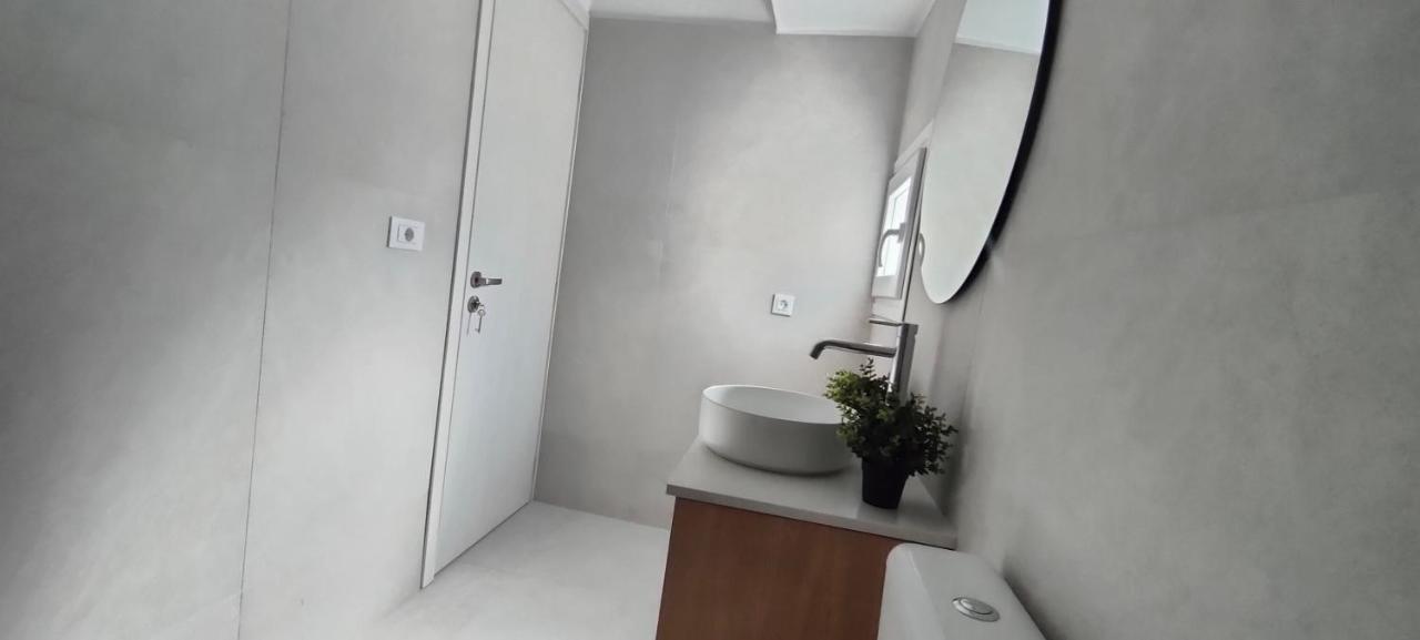 Kelly'S Urban Apartment Элунда Экстерьер фото