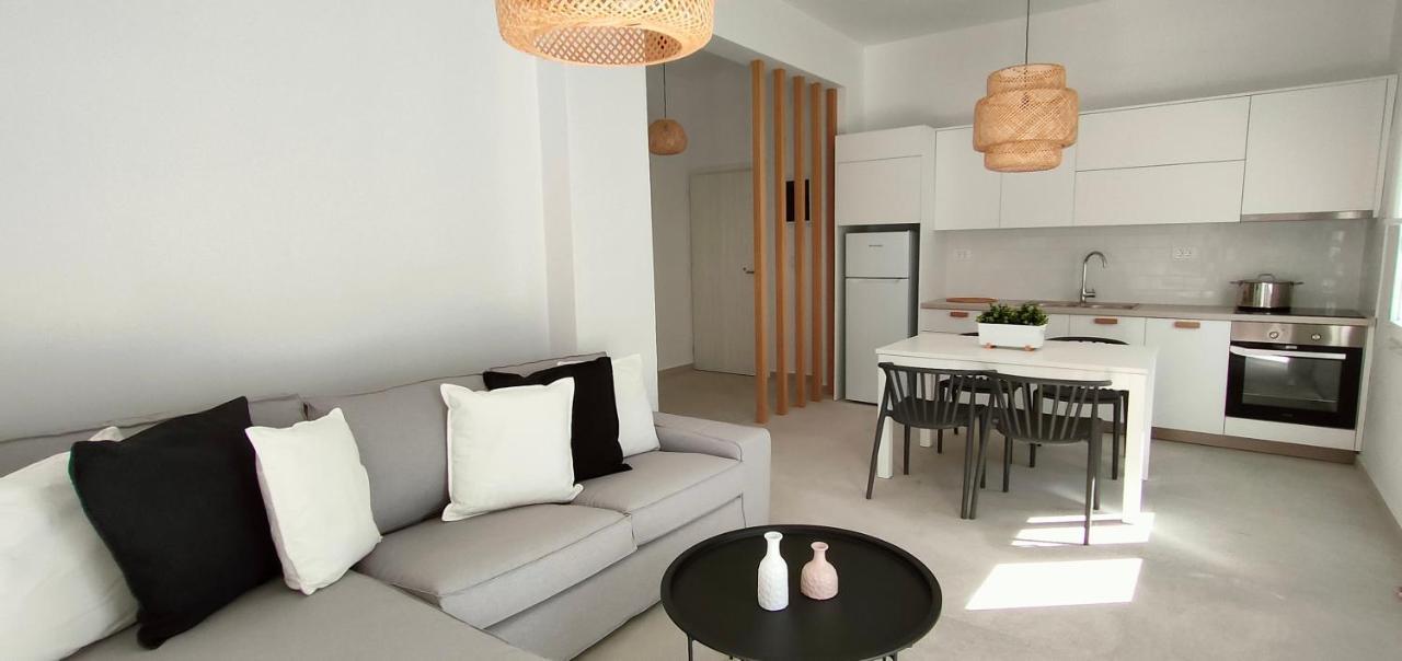 Kelly'S Urban Apartment Элунда Экстерьер фото